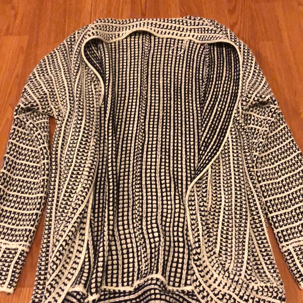long sleeve knit cardigan
